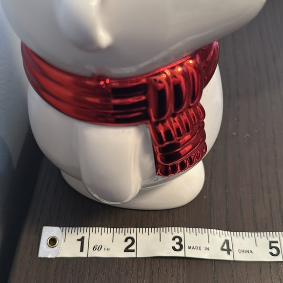 Holiday Polar Bear Cinnamon Stick Scented Candle - Picture 9 of 9